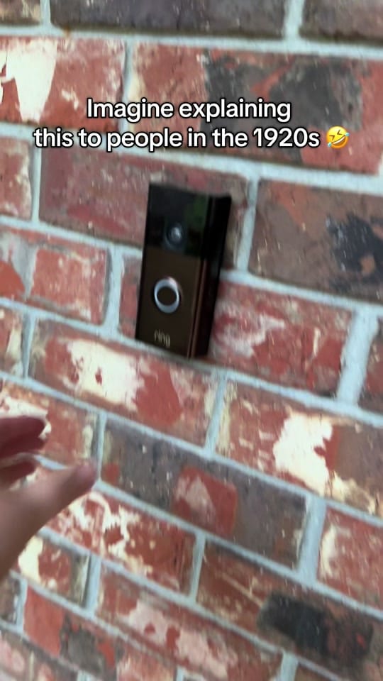 Post 3 by Hannah Lombas on TikTok (video)