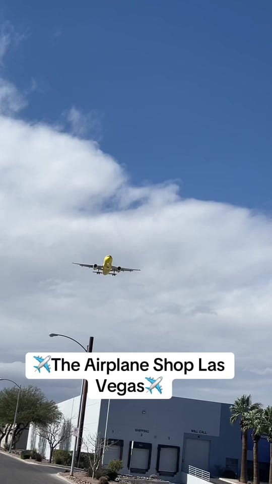 Post 2 by GeminiJets on TikTok (video)