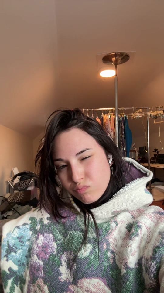 Post 7 by Sydpes on TikTok (video)