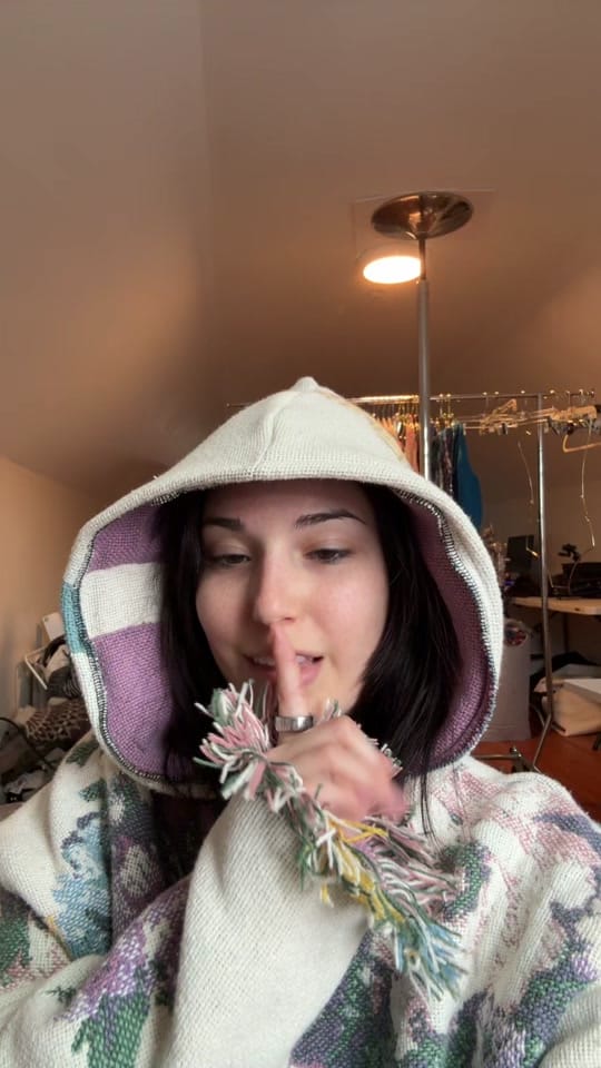 Post 6 by Sydpes on TikTok (video)