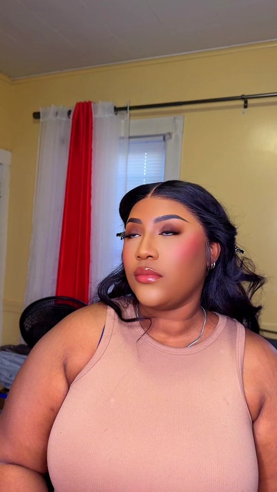 Post 1 by Miha Makeup 💄✂️🎀 on TikTok (video)