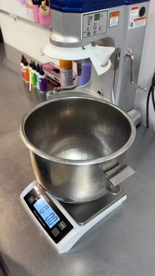 Post 7 by Whiskful Thinking Cakes on TikTok (video)