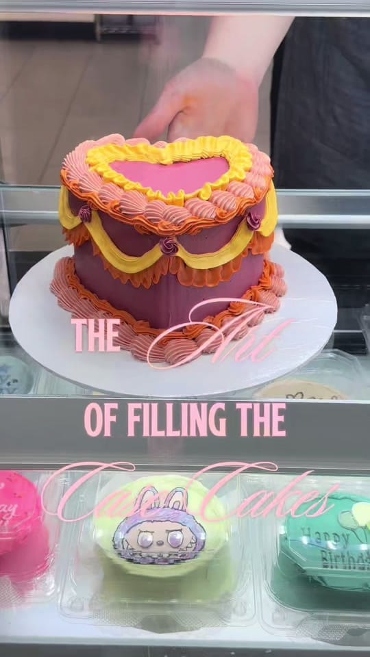 Post 9 by Whiskful Thinking Cakes on TikTok (video)