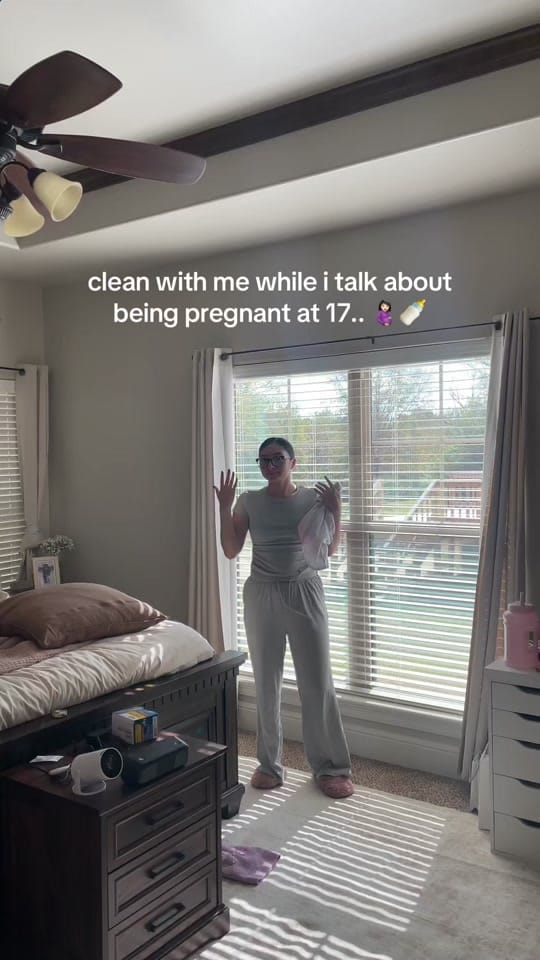 Post 8 by Angela Santana on TikTok (video)