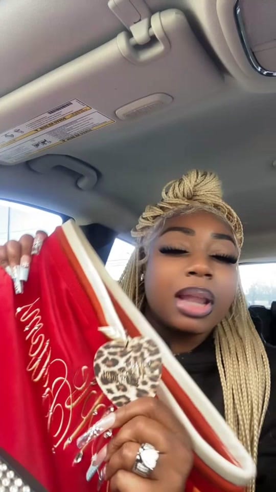 Post 8 by tiffanynicoleeeeee on TikTok (video)