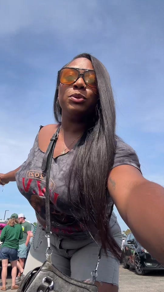 Post 8 by shaydesirae on TikTok (video)