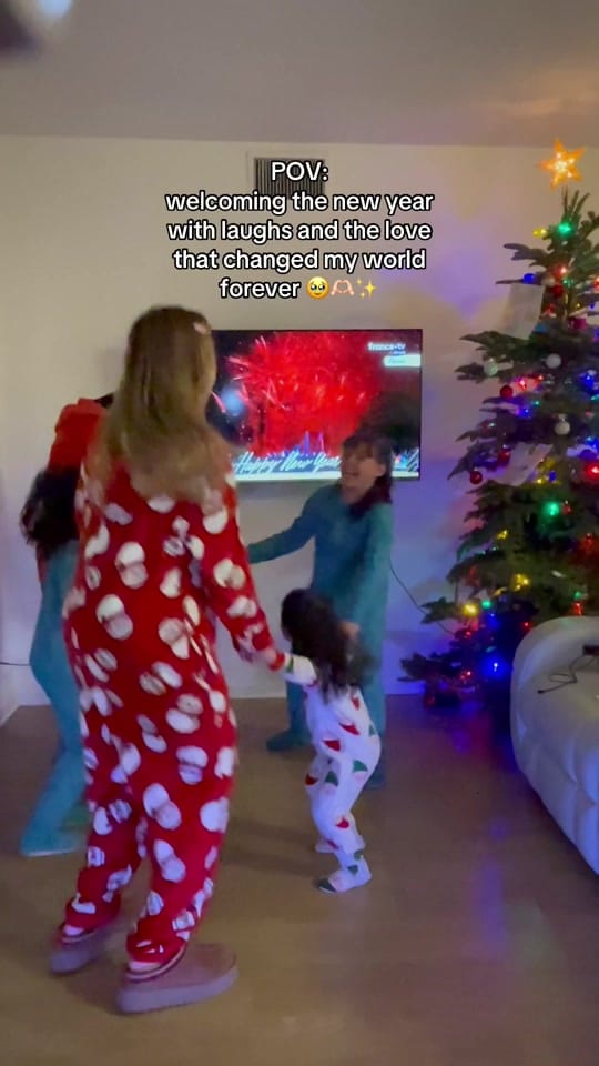 Post 9 by priscilla 🍓 mom+life 🪩 on TikTok (video)
