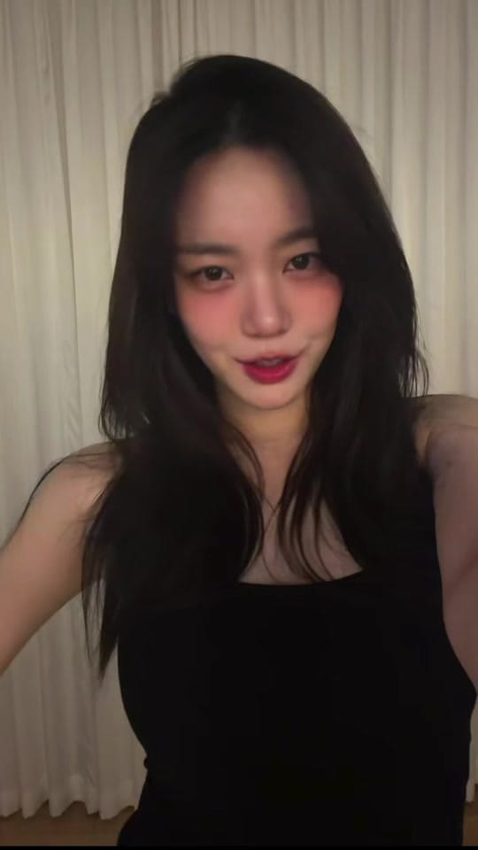 Post 4 by YUBI LEE on TikTok (video)