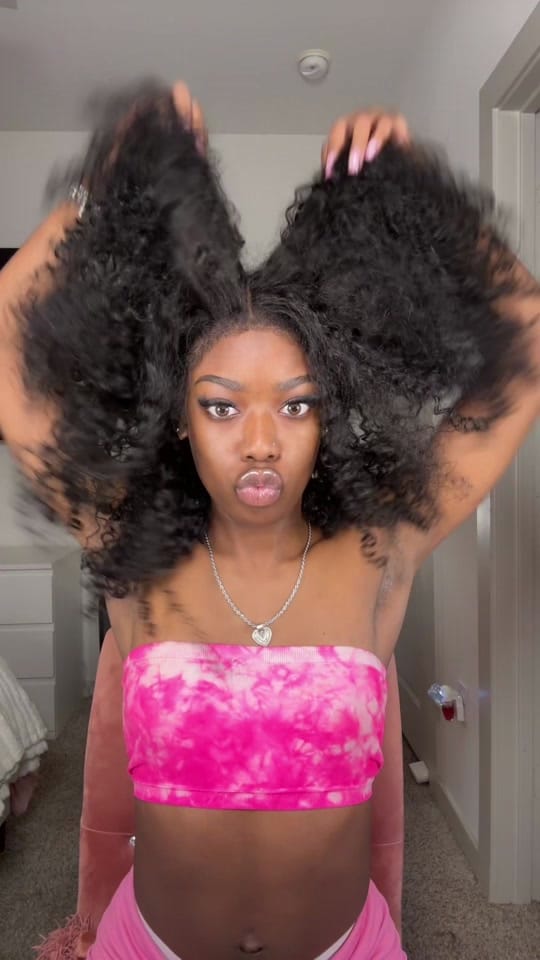 Post 10 by RIANNA IMARI on TikTok (video)