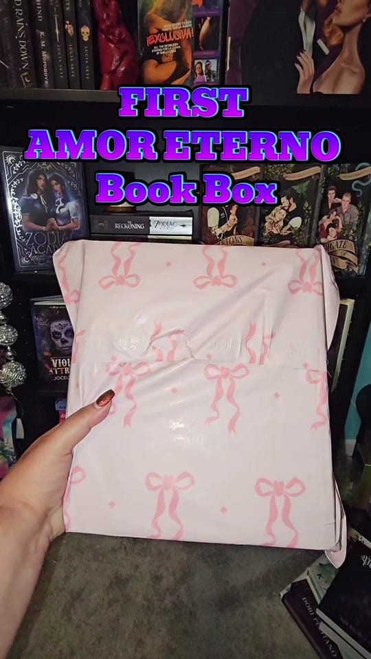 Post 6 by Sabby's nook 📚🛫📖🇨🇴🇺🇸 on TikTok (video)