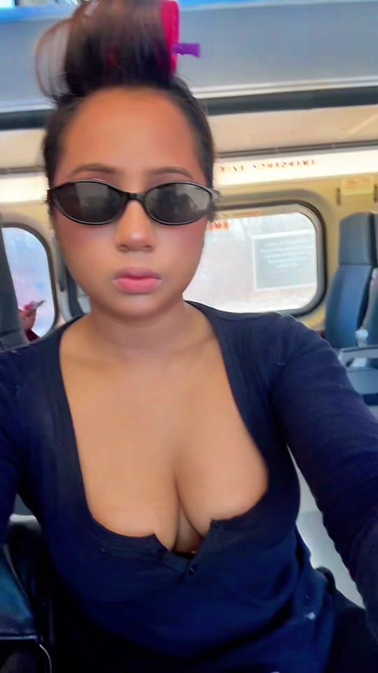 Post 7 by Ari Christine on TikTok (video)