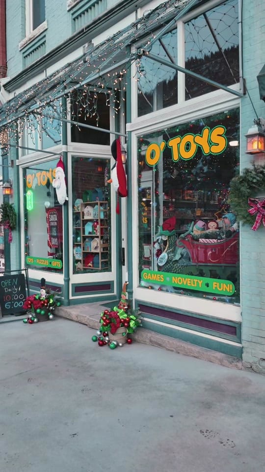 Post 8 by Aaron Chokbengboun on TikTok (video)