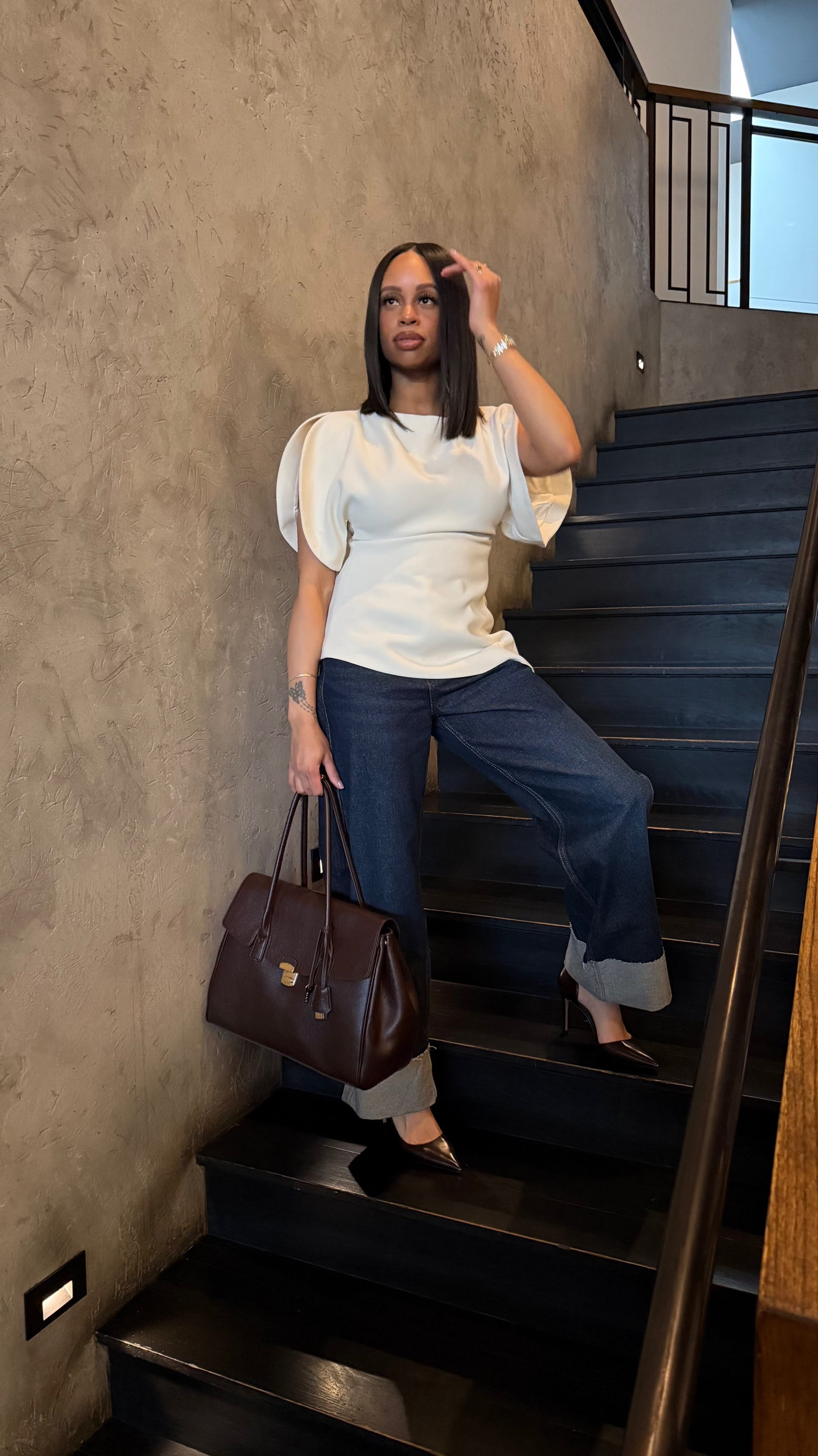 Post 6 by T.Ray on TikTok (video)