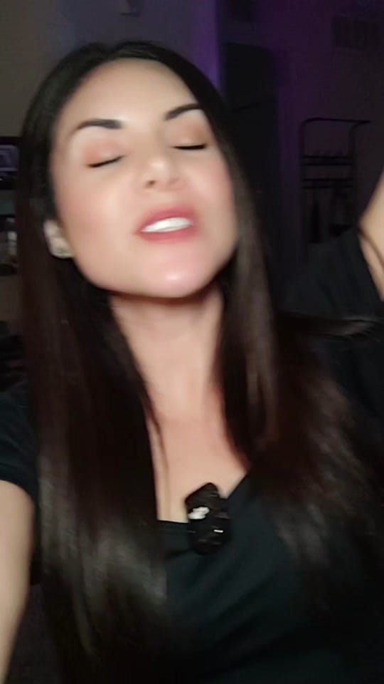 Post 1 by lizzypimUS on TikTok (video)