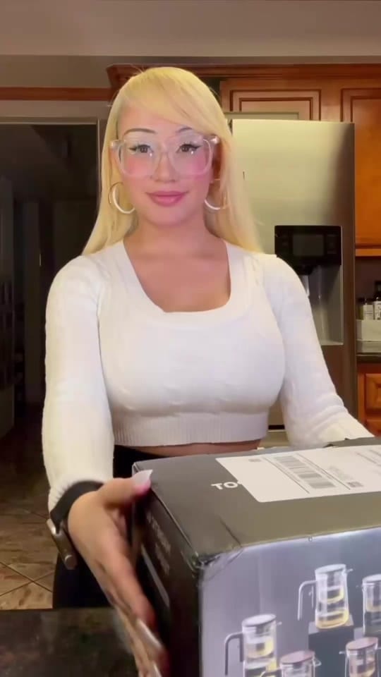 Post 5 by Michelle Garnica on TikTok (video)