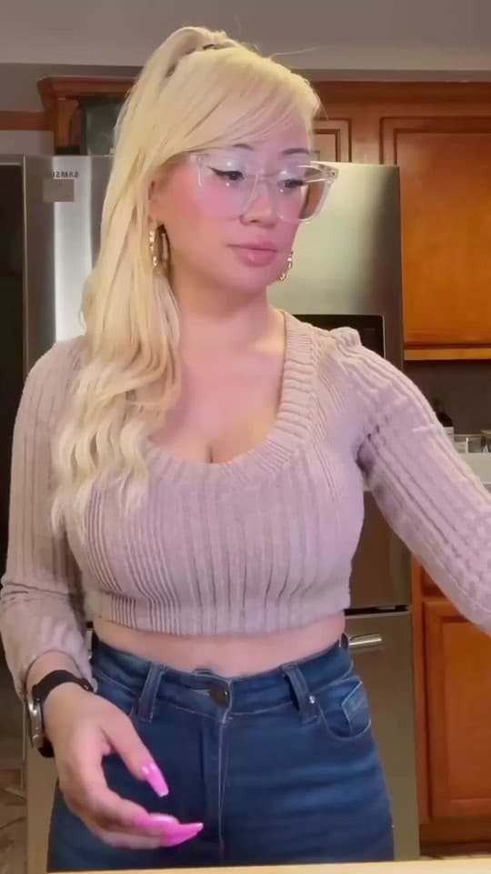 Post 3 by Michelle Garnica on TikTok (video)