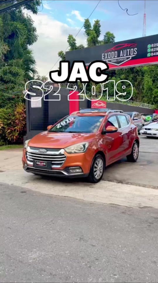 Post 1 by Éxodo autos on TikTok (video)