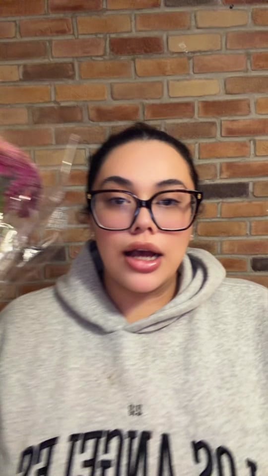Post 6 by Xtina on TikTok (video)