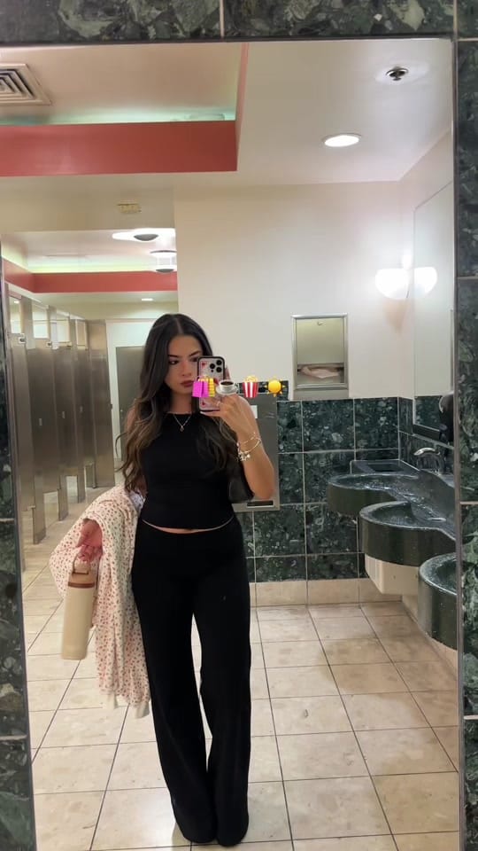 Post 1 by johana ✩ on TikTok (video)