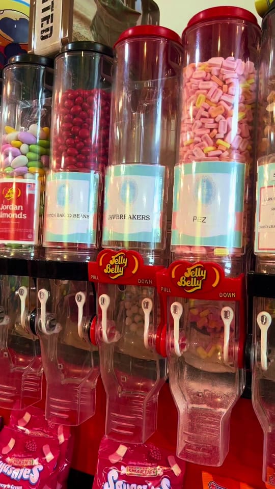 Post 4 by Celines-Sweets on TikTok (video)