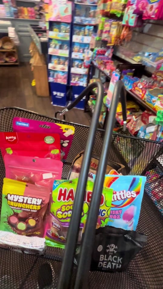 Post 1 by Celines-Sweets on TikTok (video)