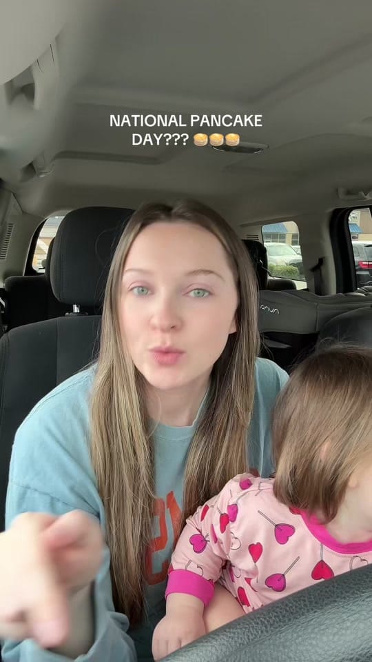 Post 3 by ameliaporch on TikTok (video)