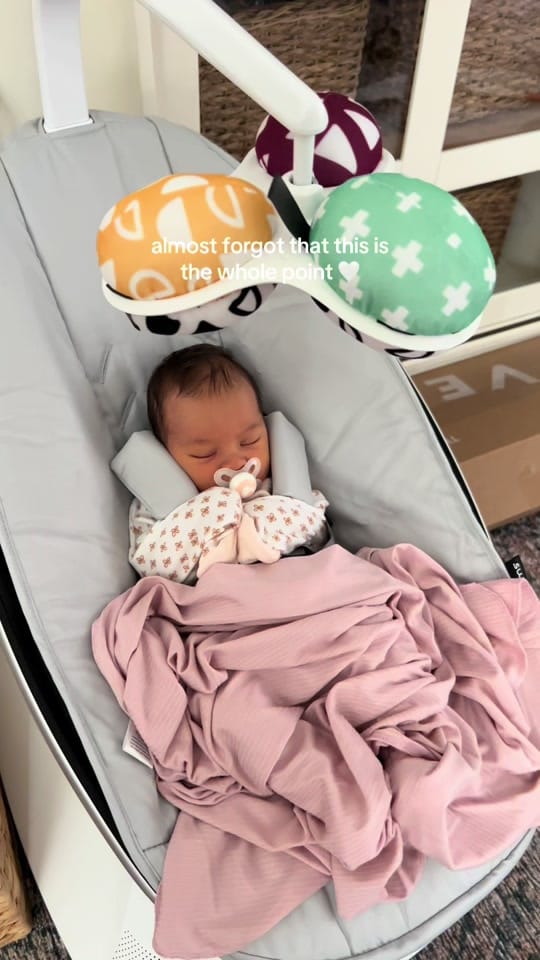 Post 1 by ameliaporch on TikTok (video)