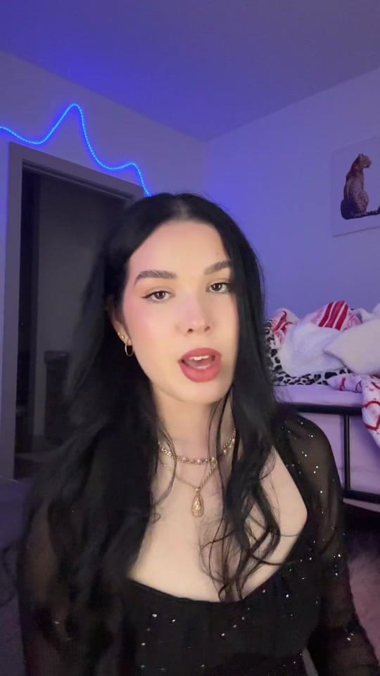 Post 2 by Alexandra💫 on TikTok (video)