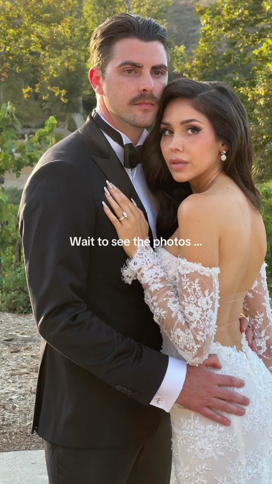 Post 8 by Karina Santos•Wed photographer on TikTok (video)