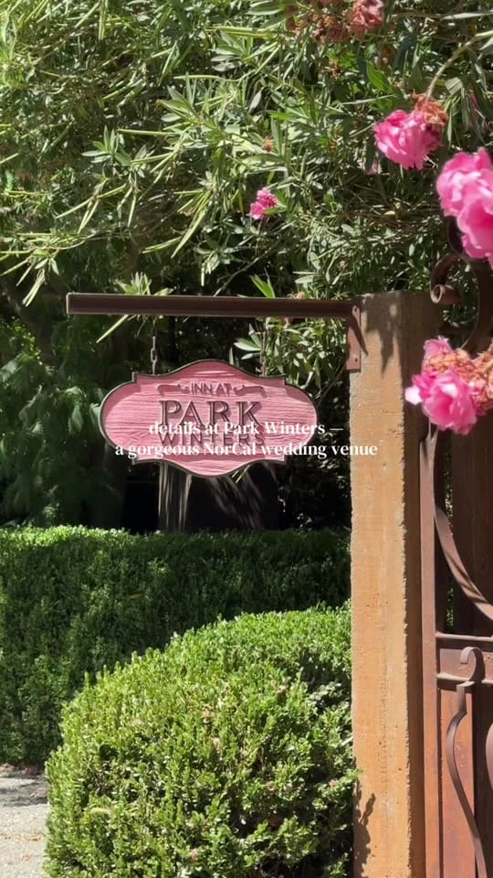 Post 3 by Karina Santos•Wed photographer on TikTok (video)