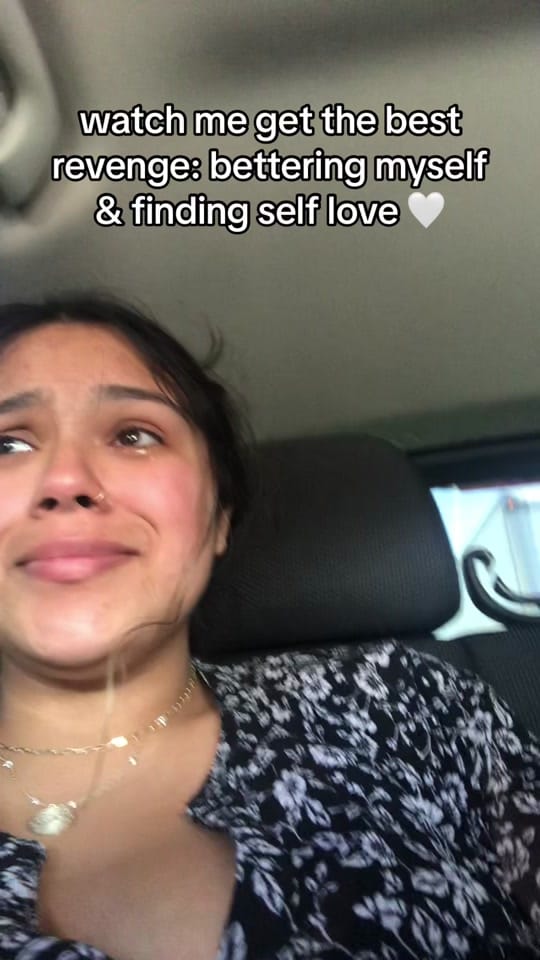 Post 8 by Dezi 🖤🕷️ on TikTok (video)
