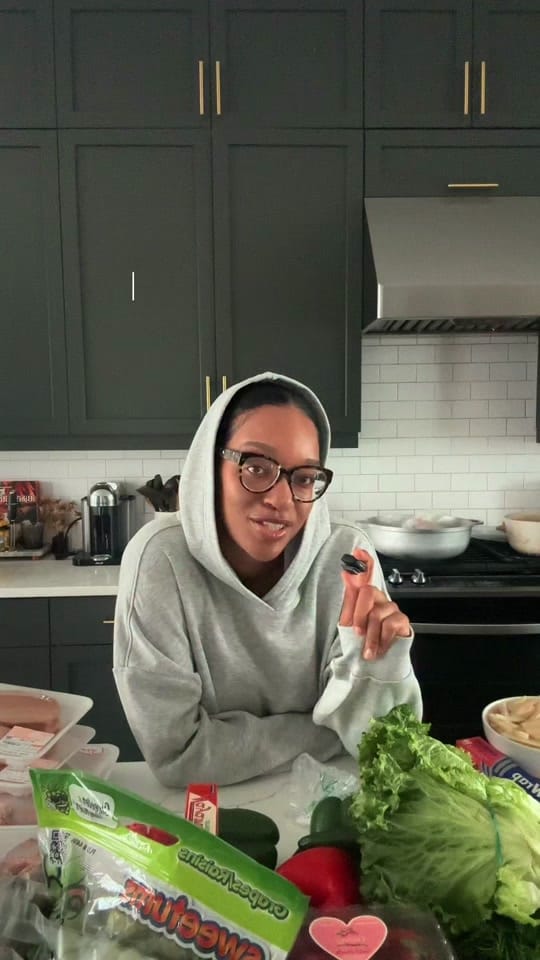 Post 3 by MJ on TikTok (video)