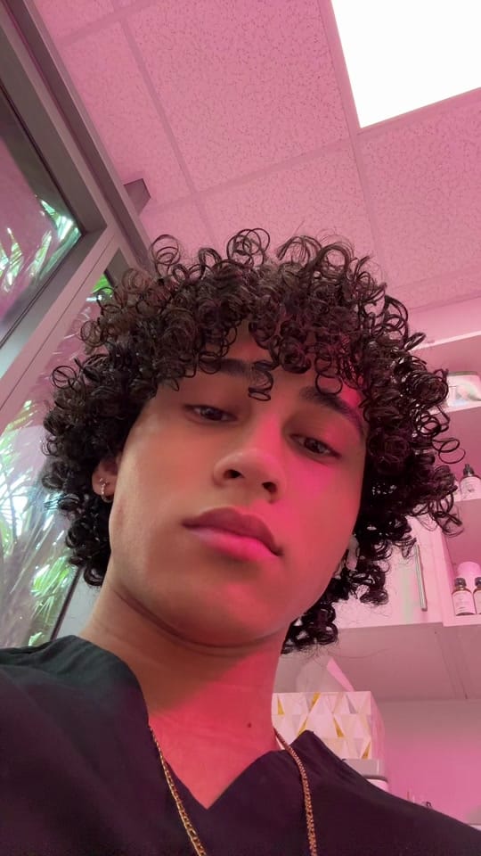 Post 1 by Santi on TikTok (video)