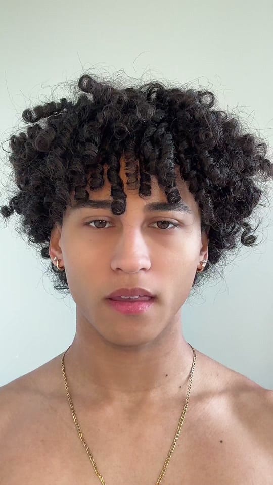 Post 9 by Santi on TikTok (video)
