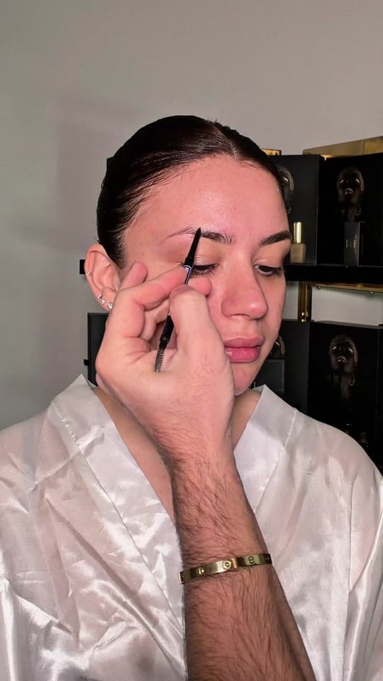 Post 8 by Makeupbymiko7 on TikTok (video)