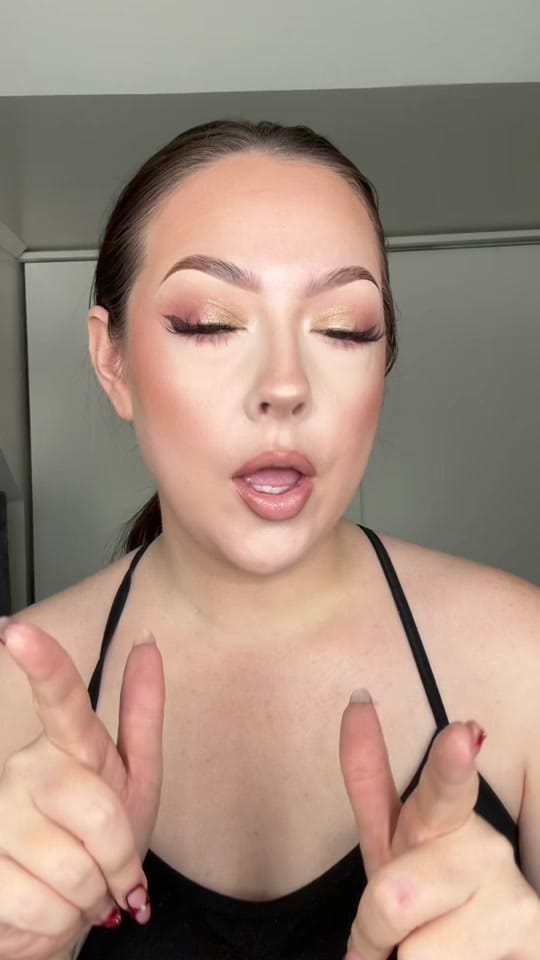 Post 6 by ✨ Angela ✨ on TikTok (video)