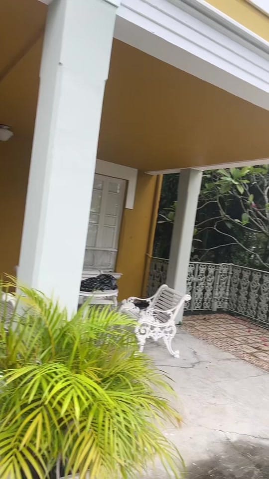 Post 1 by Mimi Pinkjested on TikTok (video)