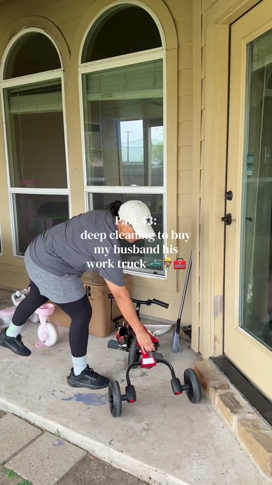 Post 8 by jesenia.atx on TikTok (video)