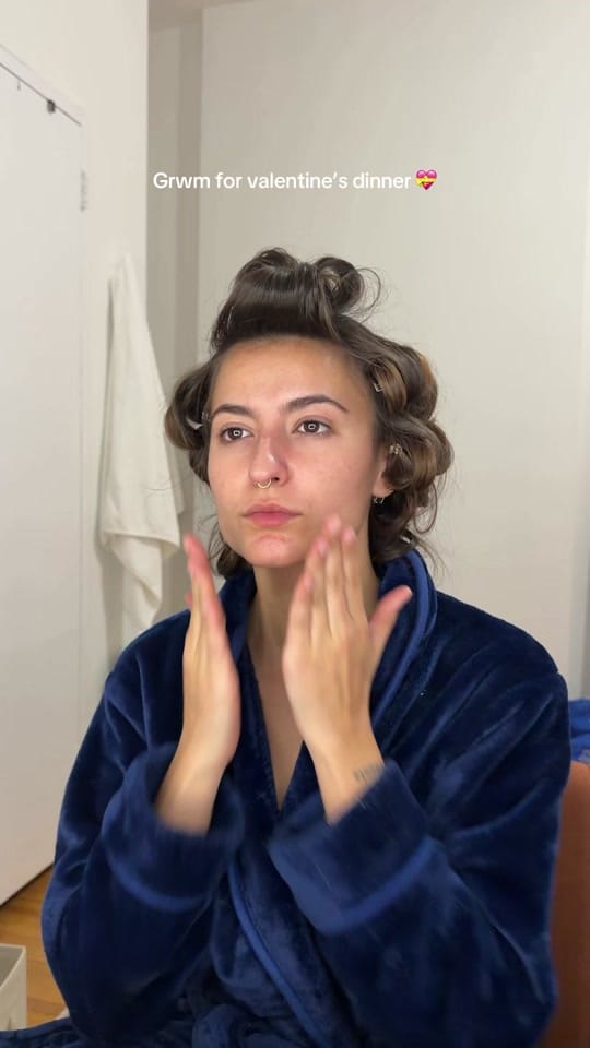 Post 7 by carinagrippo on TikTok (video)