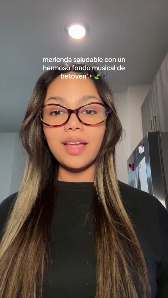 Post 5 by Valentina Diaz Cortez on TikTok (video)