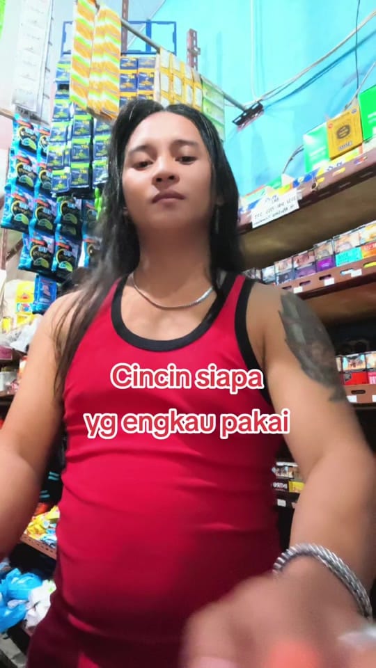 Post 1 by Lim Delau 03 on TikTok (video)