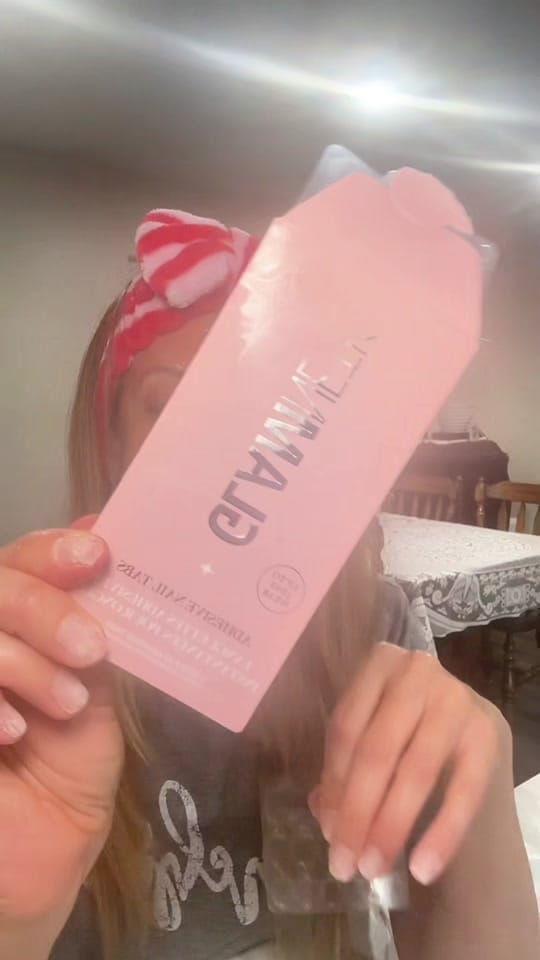 Post 6 by Ilyana Castaneda on TikTok (video)