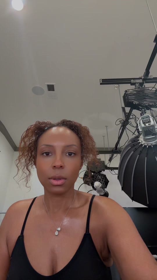 Post 4 by @auntieBuffie on TikTok (video)