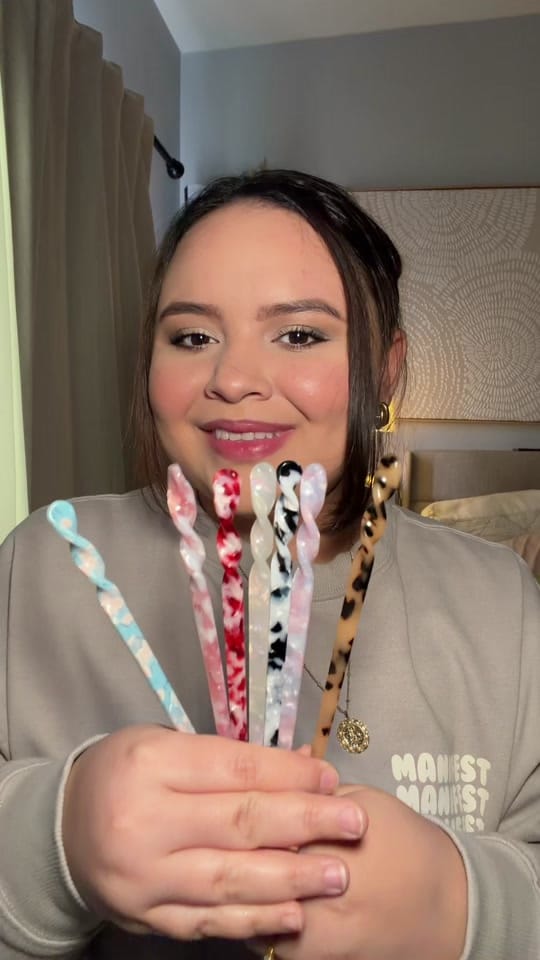 Post 9 by itsalexandradiaz on TikTok (video)