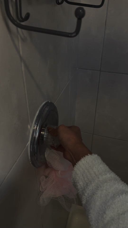Post 7 by Selena Grande on TikTok (video)