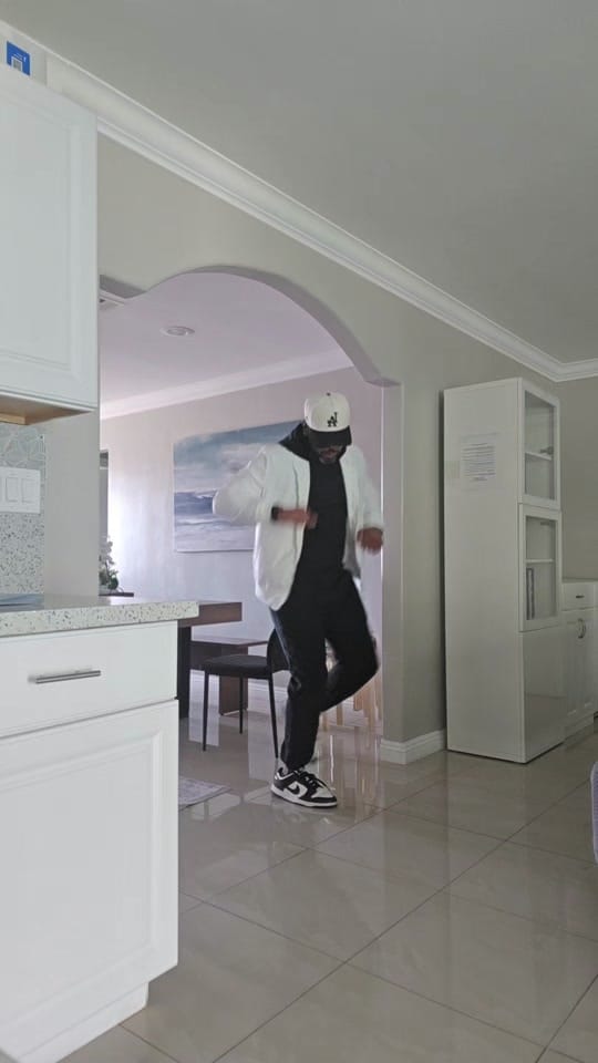 Post 4 by Scott Jax on TikTok (video)