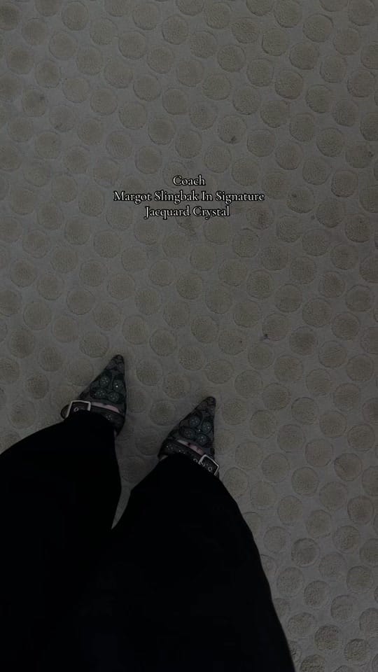 Post 7 by Delatorrelux on TikTok (video)