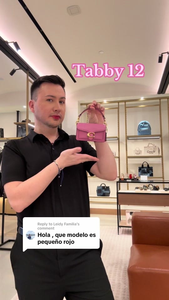 Post 9 by Delatorrelux on TikTok (video)