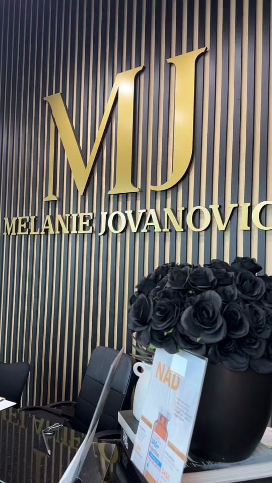 Post 2 by Britney Martins on TikTok (video)