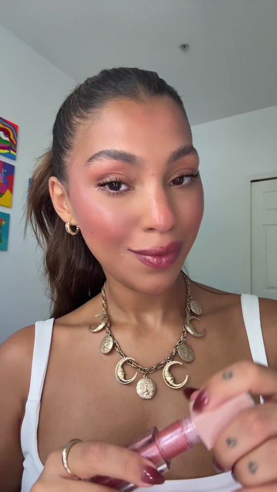 Post 6 by Britney Martins on TikTok (video)